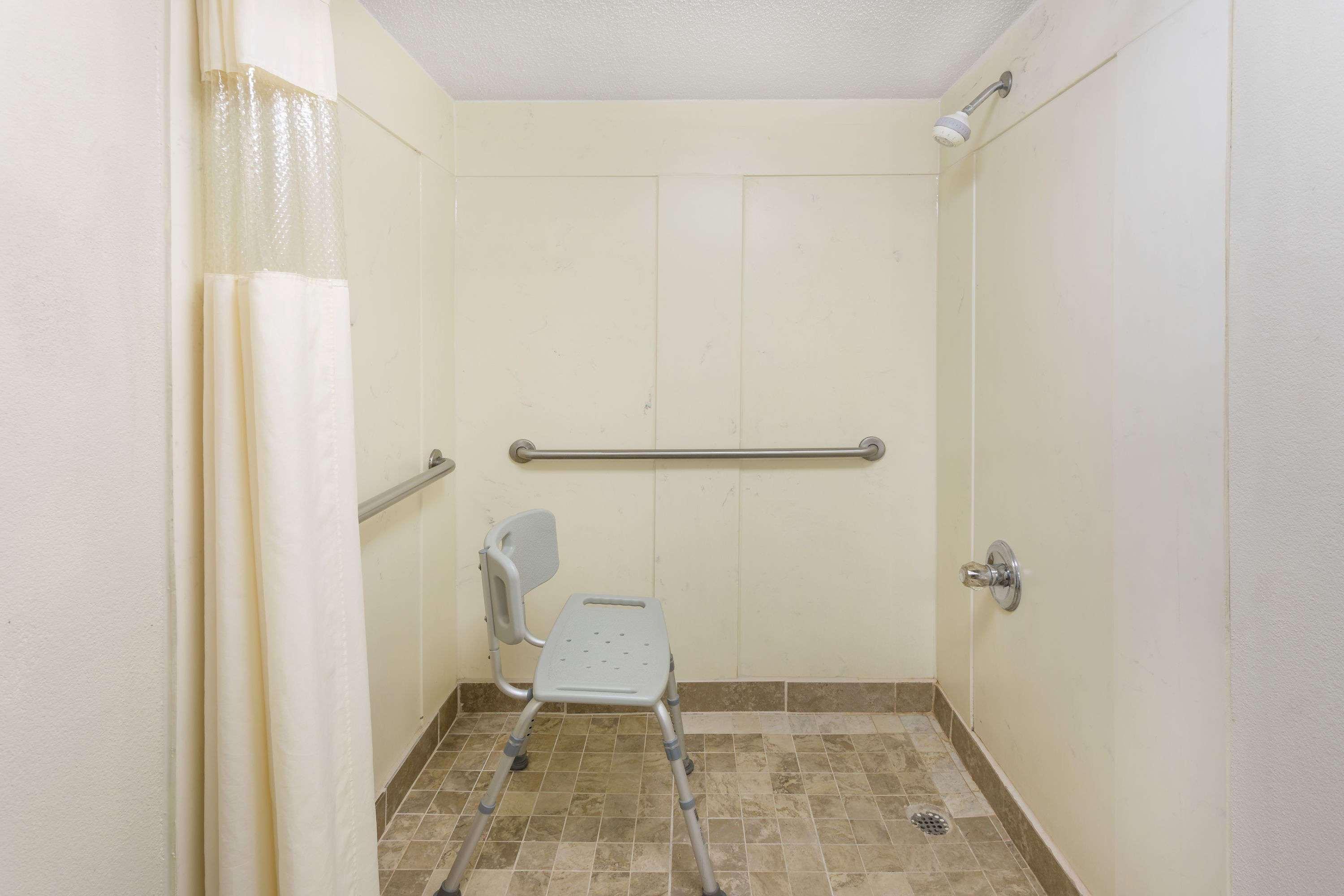 Days Inn By Wyndham Orangeburg South Esterno foto