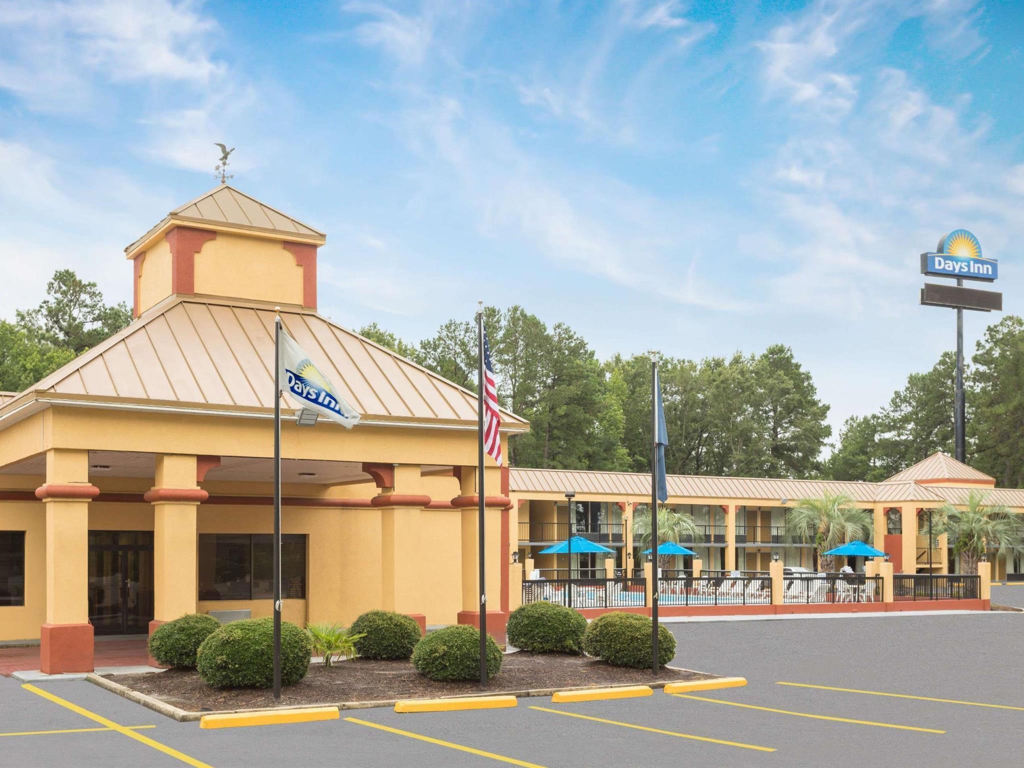 Days Inn By Wyndham Orangeburg South Esterno foto