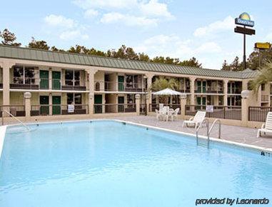 Days Inn By Wyndham Orangeburg South Esterno foto
